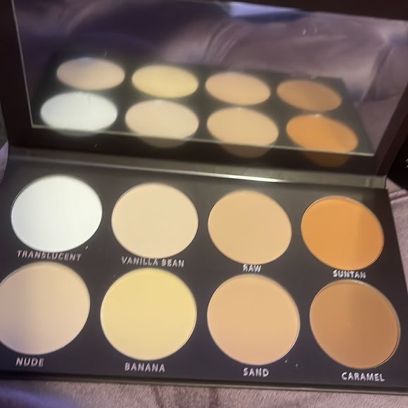KAB cosmetics volume1”Absolutely Amazing contour - Picture 2 of 4
